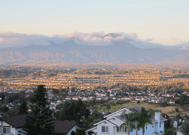 Evening view over Niguel Summit, with the San Joaquin Hills neighborhood in the distance