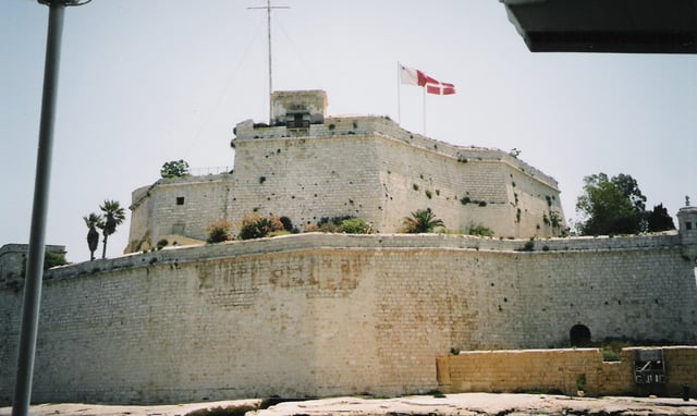 Flags of Malta and the SMOM on Fort Saint Angelo