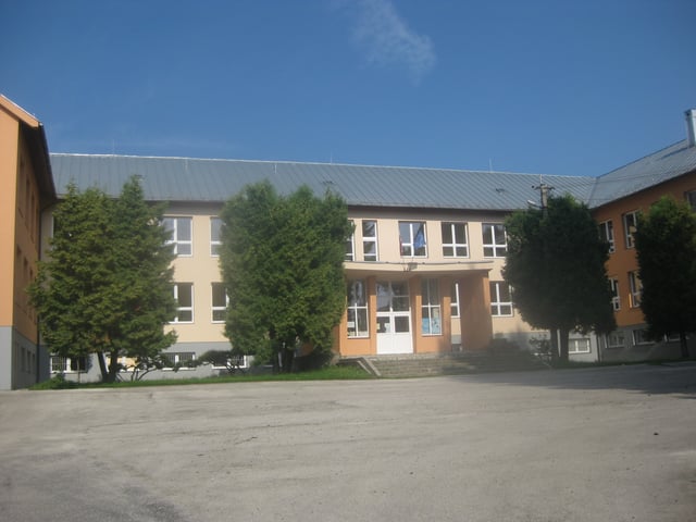 Elementary school in Višňové (Slovakia).