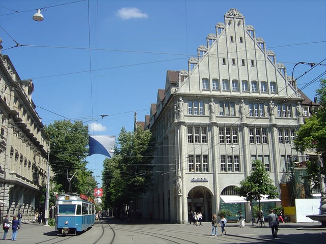 The Bahnhofstrasse seen from Paradeplatz