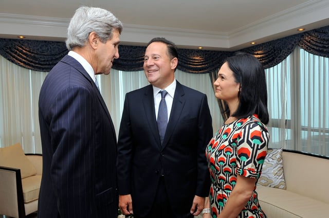 Panama's President-elect Juan Carlos Varela and Vice President Isabel Saint Malo with then-US Secretary of State John Kerry just before Varela's inauguration in 2014