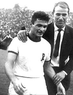 Ilie Greavu, Rapid player until 1971, also ranked second in the appearances table, with 294.