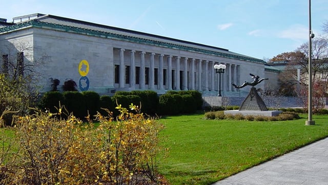 Greek revival façade of the Monroe Street entrance, Toledo Museum of Art