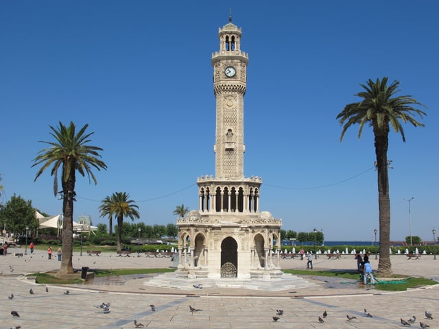 İzmir Clock Tower (1901)