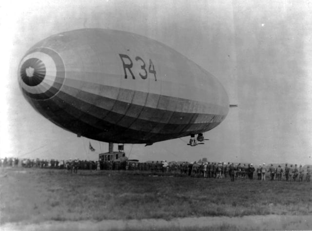 British dirigible R-34 landing in Mineola in 1919