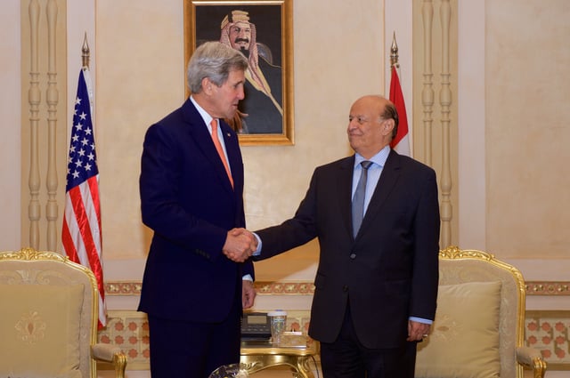Ousted Yemeni President Abdrabbuh Mansur Hadi with U.S. Secretary of State John Kerry, 7 May 2015