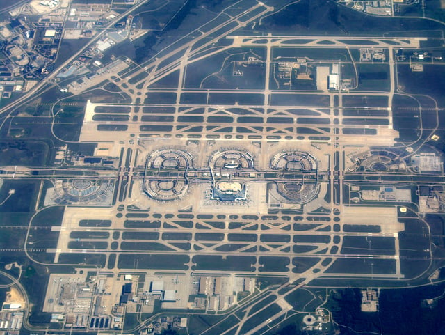 In 2015, the DFW International Airport was the 10th busiest airport in the world by passenger traffic.