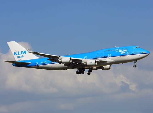 PH-BFC, notorious for the Flight 867 incident, was one of the Boeing 747-400s that served KLM from 1989 until its March 14, 2018 retirement. It became part of the KLM Asia fleet from 1995 until 2012, when it was repainted in the original KLM livery.