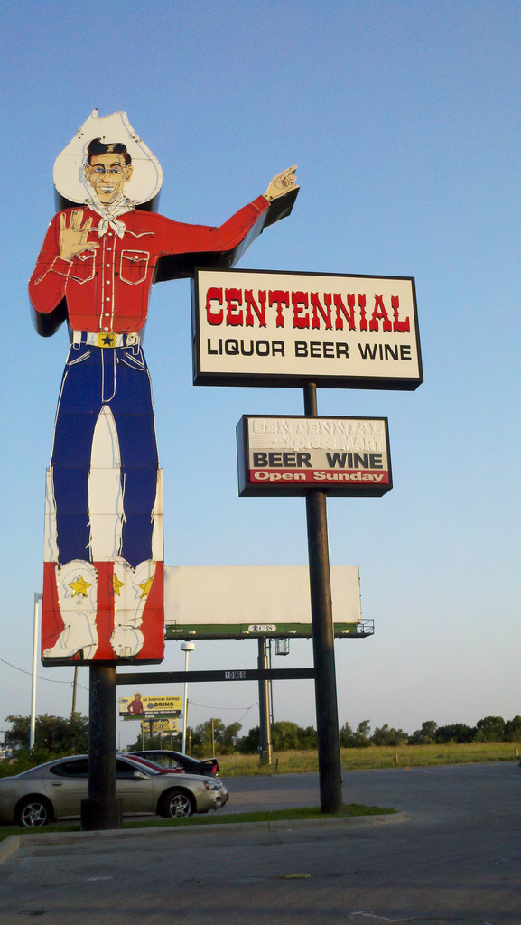 AMC paid to restore a neon sign of Big Tex in Dallas for filming the pilot.