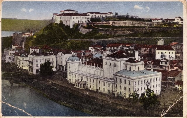 The national theatre and the fortress around 1920.