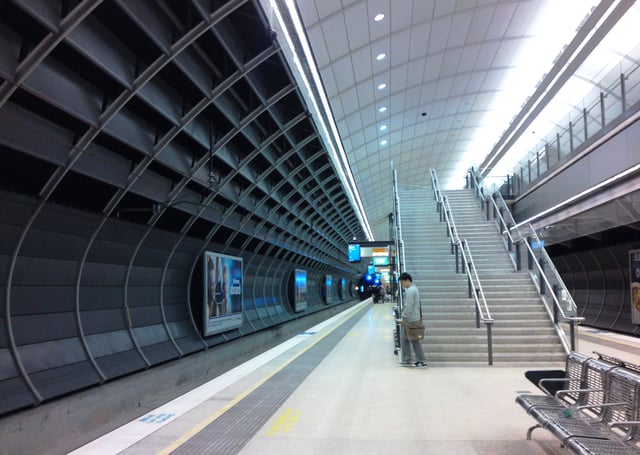 Macquarie University station