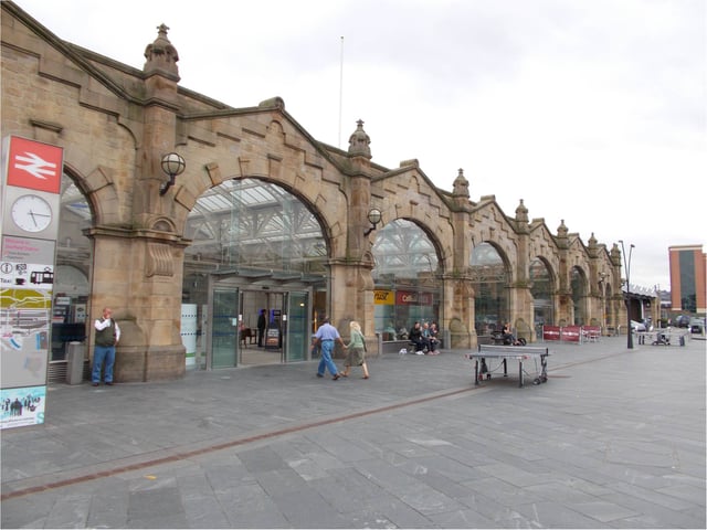 Sheffield railway station, 2013