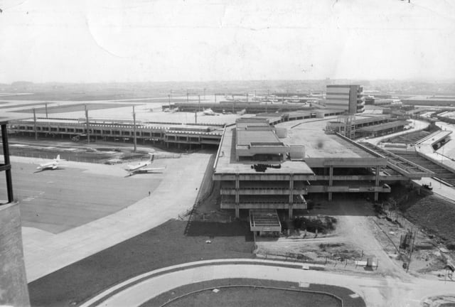 Airport lanes in 1987.