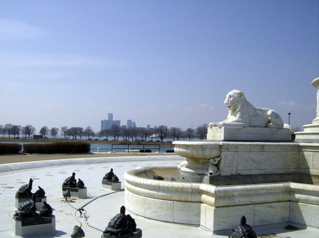 A view of the city from Belle Isle Park in April 2008