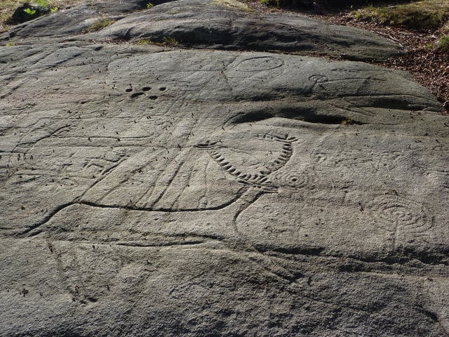 European petroglyphs: Laxe dos carballos in Campo Lameiro, Galicia, Spain (4th–2nd millennium BCE), depicting cup and ring marks and deer hunting scenes