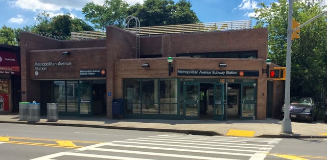 The Metropolitan Avenue station's entrance