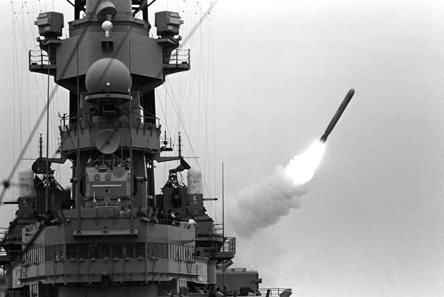 USS Missouri launching a Tomahawk missile. The Gulf War was the last conflict in which battleships were deployed in a combat role (as of 2017).