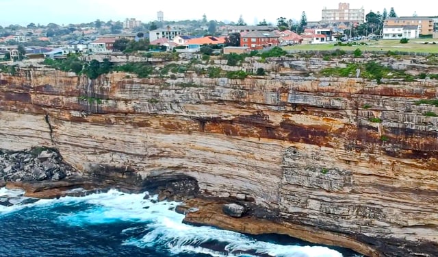 Almost all of the exposed rocks around Sydney are sandstone.