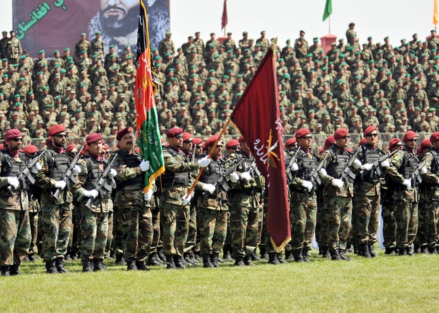 아프가니스탄 국군 장병들의 모습