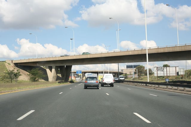 The M2 in the afternoon as it passes through the Central Business District