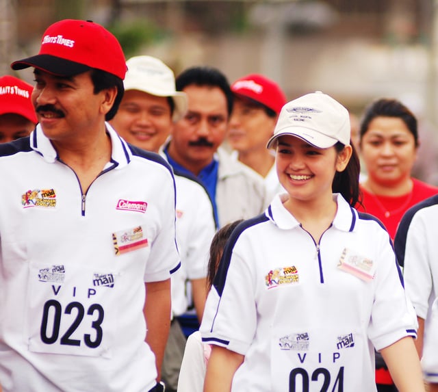 Siti Nurhaliza and her husband, Datuk Khalid during the Malay Mail Big Walk in 2007.