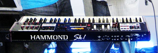 The Hammond SK1 included emulations of electric pianos and other keyboard sounds in addition to organ.