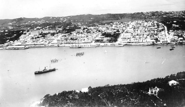 Hamilton Harbour in the mid-1920s.
