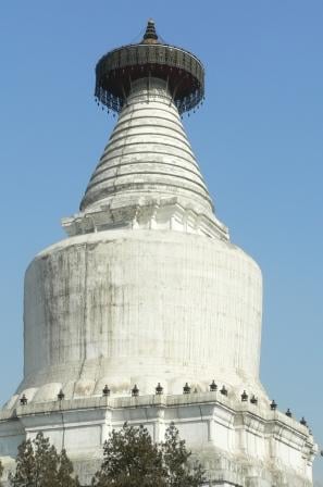 White stupa in Miaoying Temple