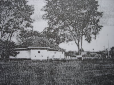 A photo of Sibu Fort, taken between 1862 and 1908.