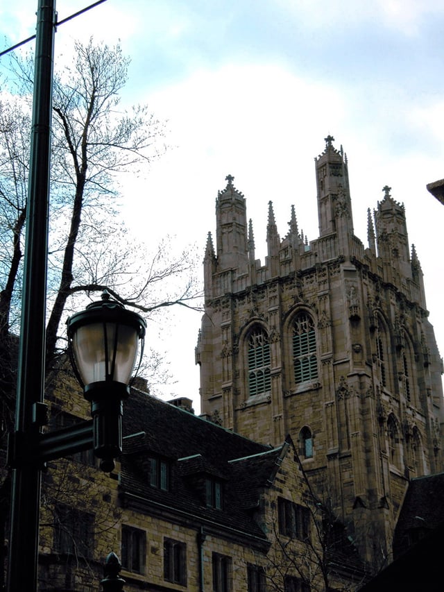 Collegiate Gothic architecture is popular in New Haven
