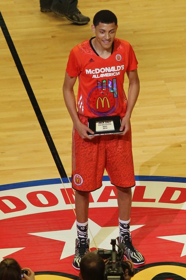 Justin Jackson accepting the MVP award for the 2014 game.