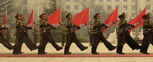 Honor guard of Chinese Army welcomes U.S. Defense Secretary to Beijing.