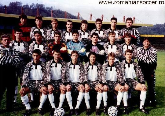 Jiul Petroșani (1995–1996), team that obtained the 1996 historical promotion.