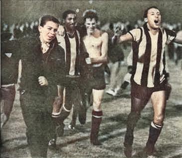 Peñarol celebrating the 1966 Copa Libertadores, the third for the club after beating Argentine club River Plate by 4–2