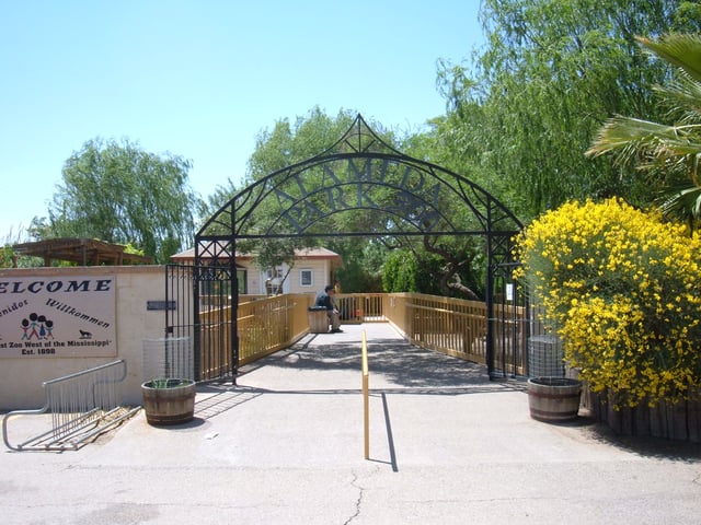 The Alameda Park Zoo, located at 10th Street and White Sands Boulevard, specializes in Southwestern animals