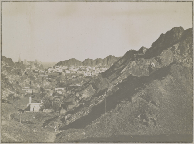 Muscat in 1918.