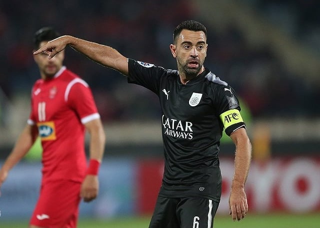 Xavi playing for Al Sadd against Persepolis in April 2018.