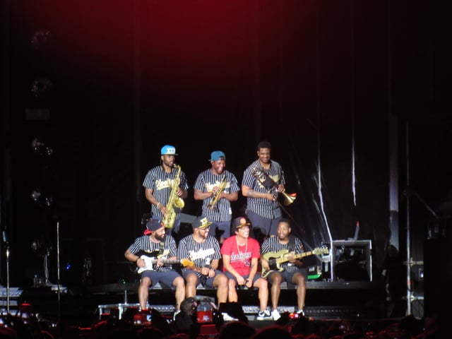 Mars and The Hooligans during the 24K Magic World Tour in Bogotá, Colombia in 2017.