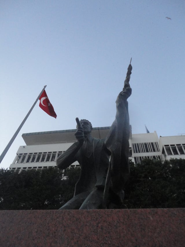 Monument dedicated to Turkish journalist Hasan Tahsin, who is said to have fired the "first bullet" against the occupying Greek army on 15 May 1919.