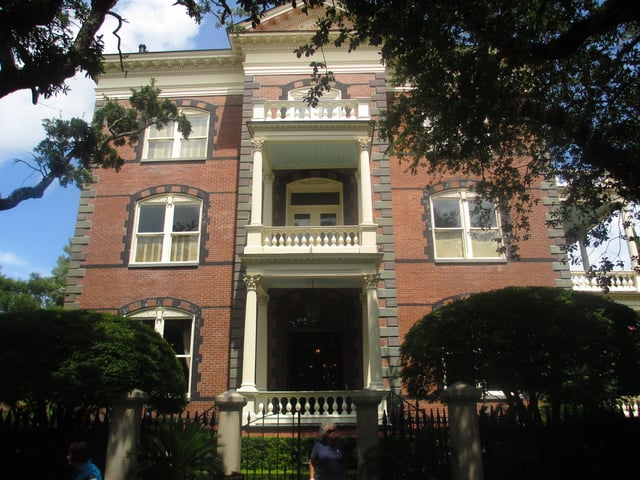 The Calhoun Mansion at 16 Meeting Street was built in 1876 by George Williams, but derives its name from a later occupant, his grandson-in-law Patrick Calhoun.