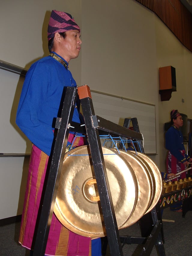 Playing the gandingan as part of the kulintang ensemble