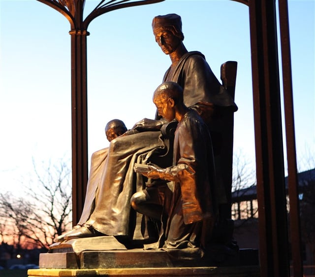 Statue of John Colet