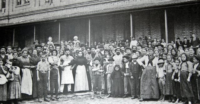 Italian immigrants in the Immigrant Inn, c. 1890.