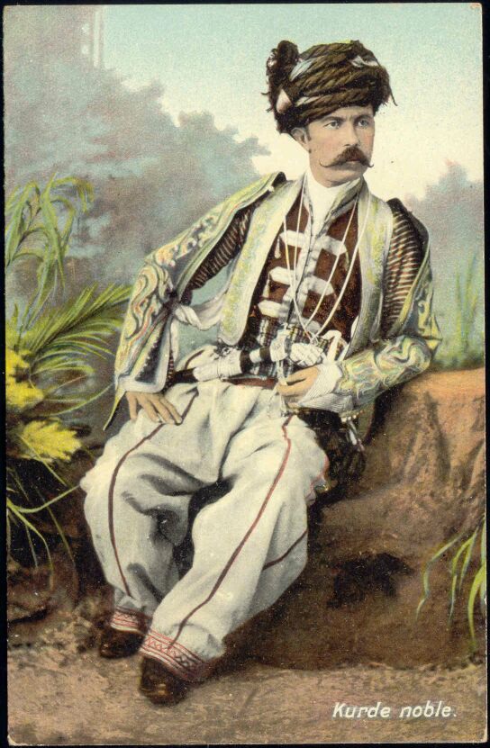 A Kurdish nobleman bearing a jambiya dagger