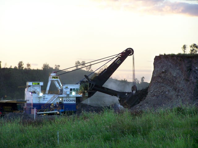 A P&H 4100XPB Shovel in Queensland, Australia.