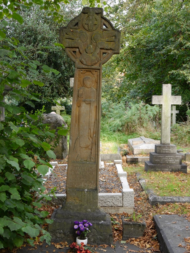 Emmeline Pankhurst's grave in Brompton Cemetery