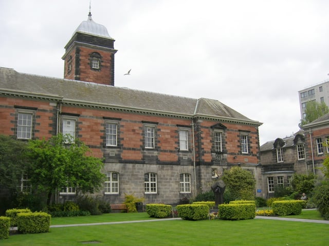 The University of Dundee