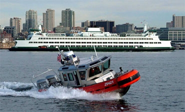A U.S. Coast Guard 25-foot (8 m) Defender Class Response Boat – Small (RB-S)