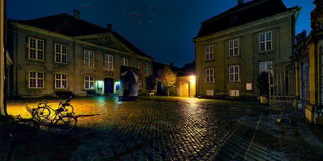 The courtyard in front of the museum by night