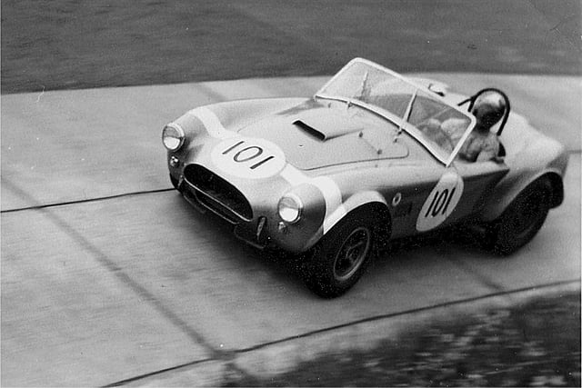 Shelby Cobra on the Karussell